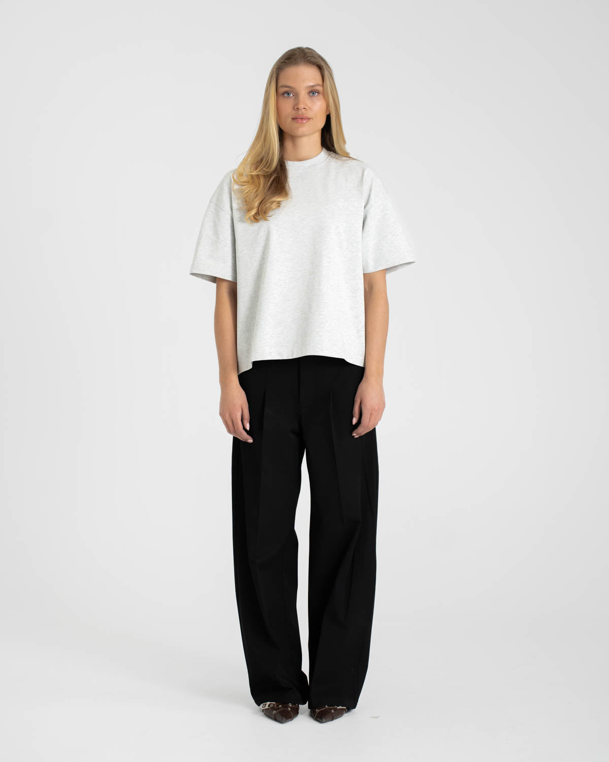 Leeres T-Shirt grau